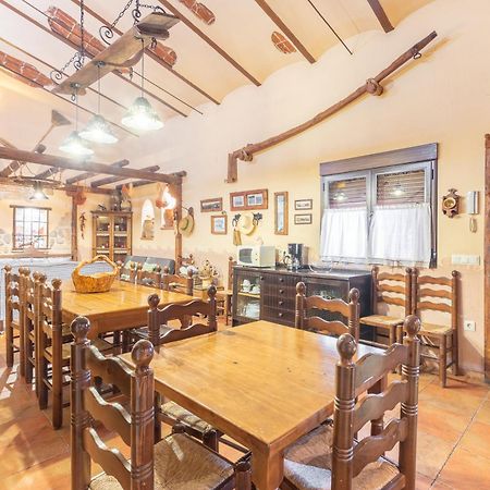 El Tinao De La Petra Guest House Fuentiduena de Tajo Bagian luar foto