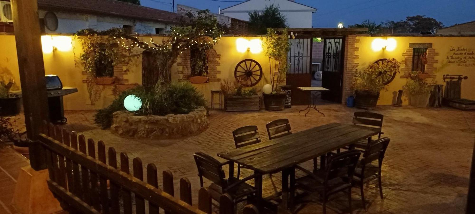 El Tinao De La Petra Guest House Fuentiduena de Tajo Bagian luar foto